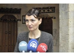 Paşayeva: Türk Milleti Uzatılan Eli Geri Çevirmez