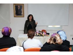 Pursaklarlı Kadınlara 'Evliliği Sürdürme Sanatı' Semineri