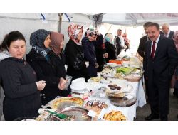Kur’an Kursu Öğrencilerinden Suriyeliler Yararına Kermes