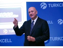 Turkcell, İlk 3 Ayda Yüzde 13 Büyüdü
