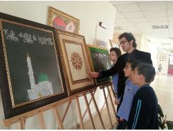 Siverek'te Kutlu Doğum Sergisi Açıldı