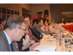 İnsan Kaçakçılığı Ve Yasa Dışı Göç Masaya Yatırılıyor