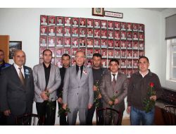 Bitlis Valisi Yurdakul Şehit Aileleri Derneğini Ziyaret Etti