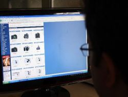 İnternetten Siparişlere Dikkat: Orijinal Diye Korsanı Gönderiliyor!..