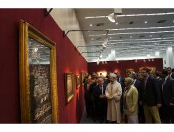 Çiçek: Kültür Ve Ahlak Ayağı Olmayan Demokrasi, Diyet Demokrasisidir