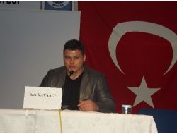 Millî Güreşçi Rıza Kayaalp, Demirci'de Öğrencilerle Buluştu