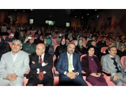 Bursa Müftüsü Ay: Dünya Muhammedi Şefkate Muhtaç