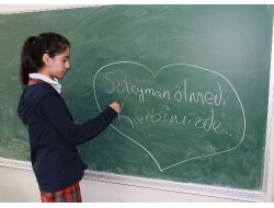 Kazada Ölen Ortaokul Öğrencisi, Arkadaşlarının Gözyaşları İle Uğurlandı