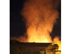 Yangına Uykusunda Yakalanan Vatandaş Son Anda Kurtuldu