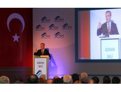 İş Bankası'nda Hedef 100 Milyar Dolar Bilanço