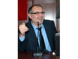 “büro Yönetimi Ve Yönetici Asistanlığı Bölümü Mezunlarının Görevleri Çok Hassas”