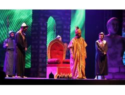 Adana'da Kutlu Doğum Coşkusu Sürüyor