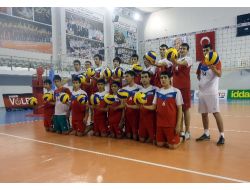 Muş Lalezarspor, Minikler Kategorisinde Bölge Şampiyonu Oldu