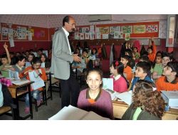 Kurbanoğlu, Öğrencilere Yerel Yönetim Dersi Verdi