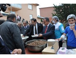 Erzurum'da 5 Bin Kişiye Kutlu Doğum Aşı İkram Edildi