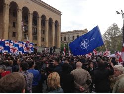 Gürcistanda Muhalefet Meydana İndi