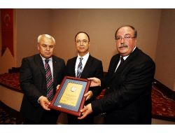 Dalaman Dış Hatlar Genel Müdürü Güvenç’e Turizme Hizmet Ödülü