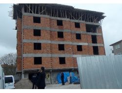 Dördüncü Kattan Asansör Boşluğuna Düştü