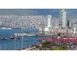 Bahçeli, 'Vur De Vuralım' Sloganlarına Cevap Vermedi (1)