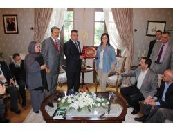 Akil Adamlar Heyeti, Vali Lekesiz Ve Başkan Savaş'ı Ziyaret Etti