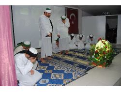 Öğrenciler Sahneledikleri Oyunla Güllerin Efendisi'ne Sevgilerini Sundular