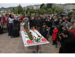 Esder'den Açık Alanda Kutlu Doğum Etkinliği