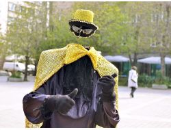 'Başsız Adam' Sofyalıları Şaşırttı (Özel)