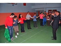 Korkut'ta Görev Yapan Öğretmenler İçin Halk Oyunları Kursu Açıldı