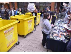 Çöpe Karşı Kitap Kampanyasına Büyük İlgi