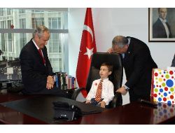 Singapur’da 23 Nisan, Milletvekillerinin Katılımıyla Kutlandı