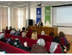 Prof. Dr. Karlı: Sinir Hasarına Bağlı Ağrılar, Arı Kesicilere Cevap Vermez