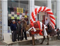 Bahar - Der, İhtiyaç Sahibi Öğrenciler Yararına Kermes Açtı