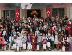 İzmir’in 46 Ülkede 900 Expo Gönüllü Elçisi Oldu