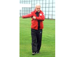 Mustafa Denizli: Geldiğimiz Yoldan Geri Dönmeyiz