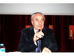 Uşak’ta 'Ailede Sevgi İletişimi' Konferansı Düzenlendi