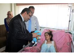 Hasta Çocuklar 23 Nisan'da Unutulmadı