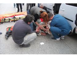 Dili Nefes Borusuna Kaçan Kazazede Boğazında Delik Açılarak Kurtarıldı