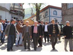 LOTO MİLYONERİ TOPRAĞA VERİLDİ