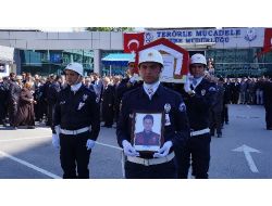 Şehit Polis İçin Emniyet'te Tören Düzenlendi