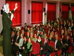 Nil Koleji Ebeveynlere Bir Aylık 'çocuk Gelişimi' Semineri Verdi