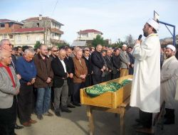 Hayırsever İşadamı Çakıroğlu, Son Yolculuğunda Dualarla Uğurlandı
