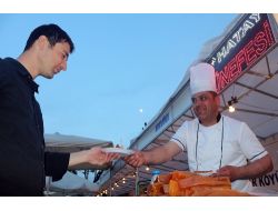 İzmir'deki Yöresel Ürünler Festivali'ni İlk Gün 125 Bin Kişi Ziyaret Etti