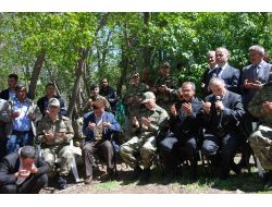 Beraber Savaştıkları Şehidi Unutmadılar