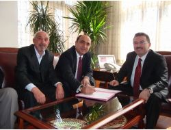 Hayırsever Baba Şehit Oğlu Adına Aile Sağlığı Merkezi Yaptırıyor