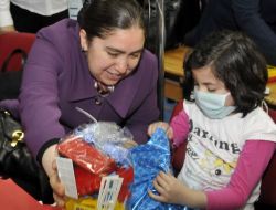 Hasta Çocuklara Gecikmeli 23 Nisan Kutlaması