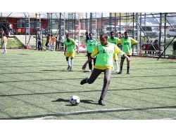 Türk Okulun Futbol Takımının Tamamı Somalili Gençlerden Oluşuyor