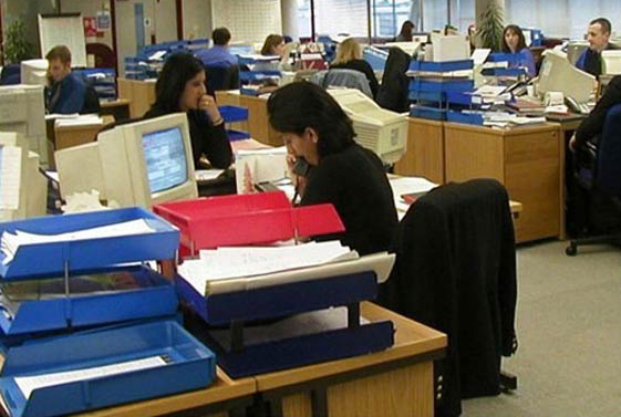 YENİ MEMURA ŞARK GÖREVİ