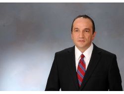 Türk Mimar Amerika'da Siyasete Soyundu