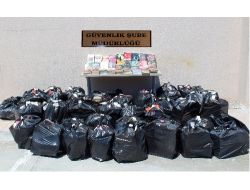 Hatay'da 3 Bin 200 Korsan Kitap Ele Geçirildi