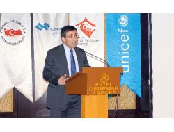 Hükümet, Çocuk Refahını Yükseltmek İçin 'Ölçekli' Çalışmalar Yürütecek